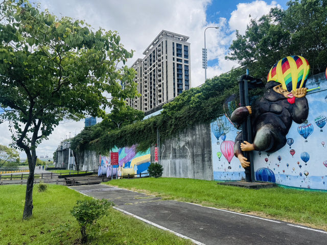 板橋出發・大稻埕河岸騎行 🚴♀️🌿 板橋出發・大稻埕河岸騎行 🚴♀️🌿