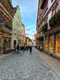 🌸 Rothenburg ob der Tauber – Germany’s Timeless Fairytale Town