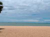Ravindra Beach Resort สวรรค์แห่งการพักผ่อน