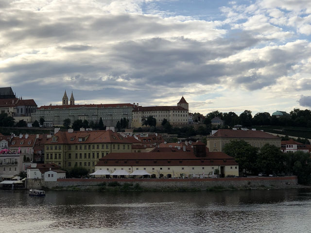 🌉 프라하의 상징, 까를교 (Charles Bridge)
