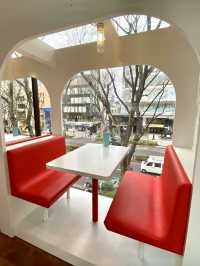 🍩 A World of Red and White at VAT BAKERY, Harajuku
