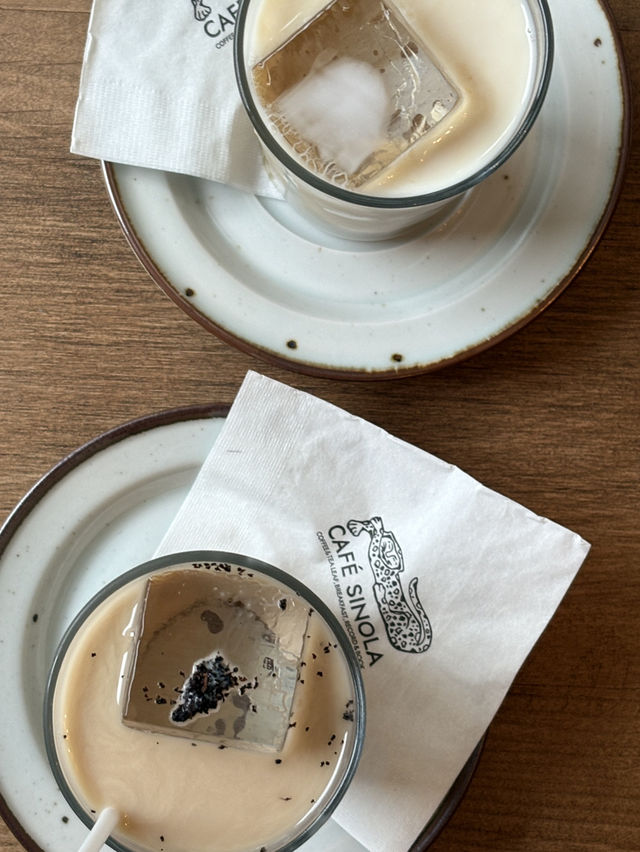 ヨニドンNo.1ミルクティーが美味しいお店"cafe sinola"☕️