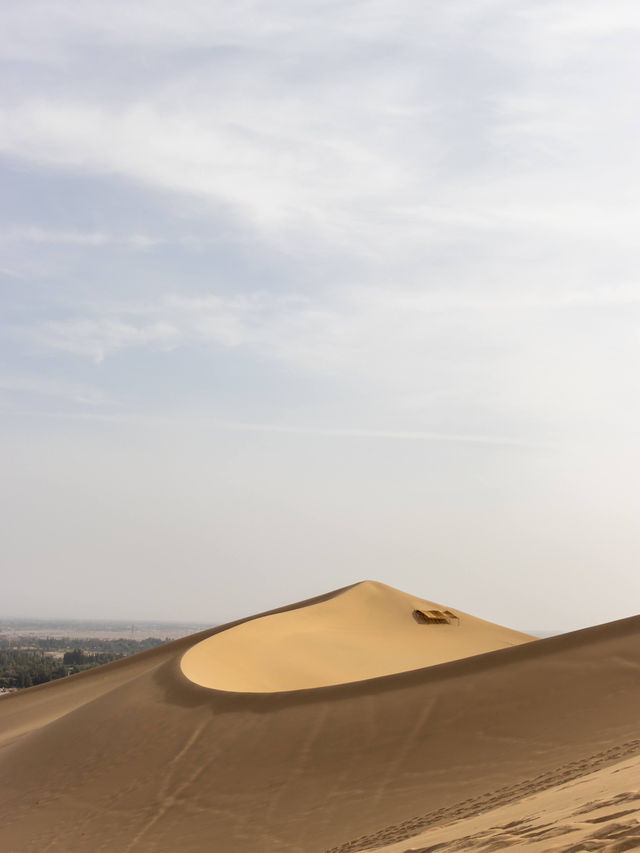 Is DunHuang worth visiting?