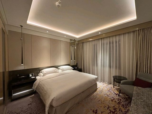 รีวิวโรงแรม Kempinski Hotel Beijing Yansha Center