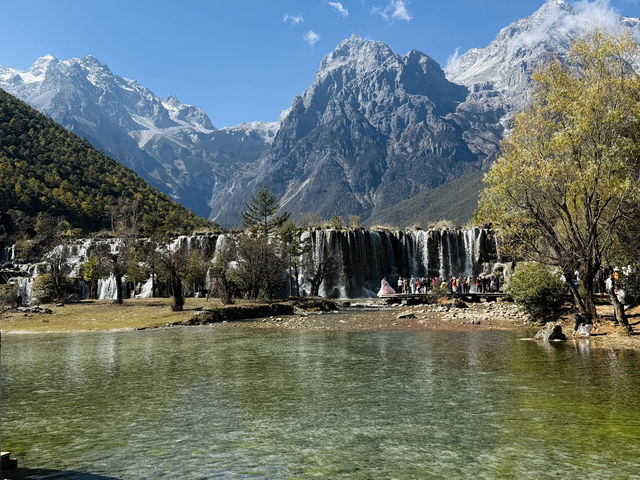 Yulong Snow Mountain and Blue Moon Valley Yulong Snow Mountain and Blue Moon Valley