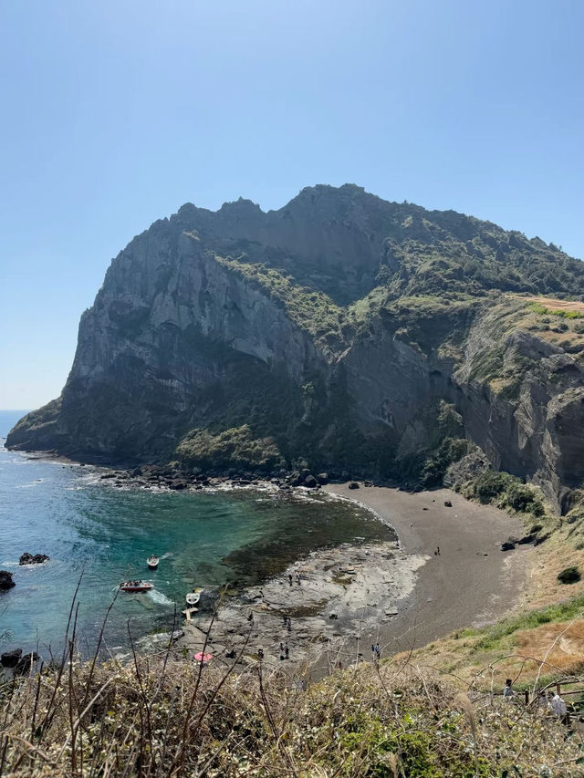 SOUTH KOREA’S JEJU SEONGSAN ILCHULBONG — THE SUNRISE CRATER