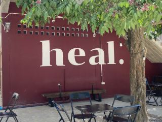 heal คาเฟ่น้องใหม่ ในสายบุรี