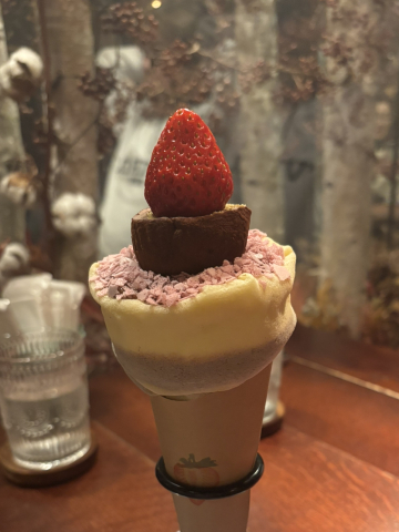 最高の〆クレープ！すすきのBerryGarden | Trip.com すすきの