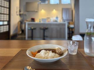 【美鄉町】平日午餐限定！！Al Porto Cafe末松主廚監修嘅極品咖喱。