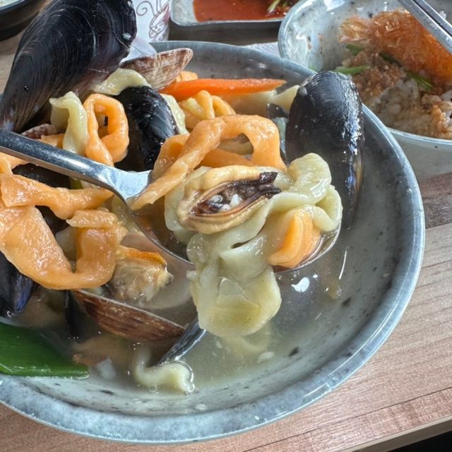🍜강화도 칼국수는 맛도 양도 2배인 ‘배터지는집’