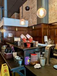 200 Degrees Coffee Shop & Barista School