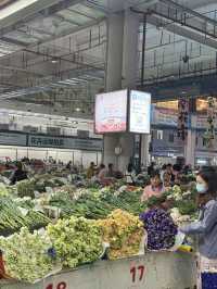 The biggest of flowers market in asia