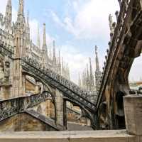 Fascinating Milan Cathedral 🇮🇹🍷🍦
