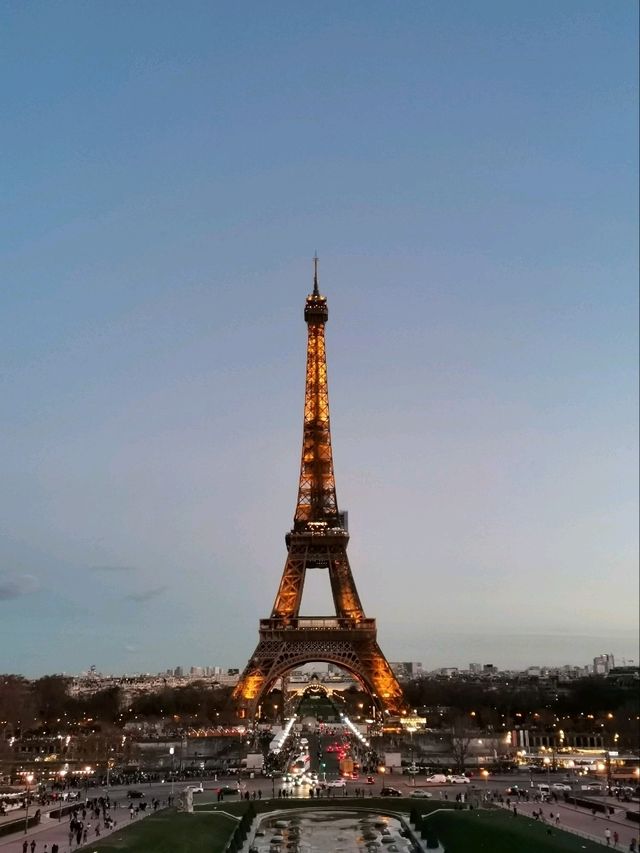 Eiffel Tower View Spot🗼