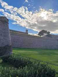Exploring Montjuïc Castle: A Fortress of History and Views 🏰🌅