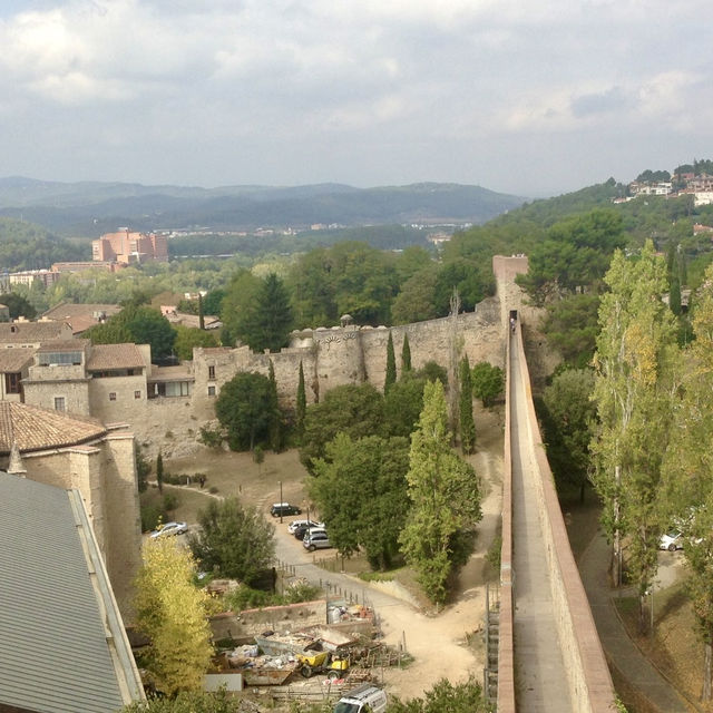 Magnificent Muralles de Girona