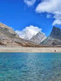 🏔️ Daocheng Yading Scenic Area: A Sacred Shangri-La of China