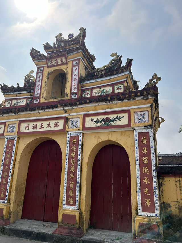 📌 Hue for $100: 2 Days in a City Where History Breathes