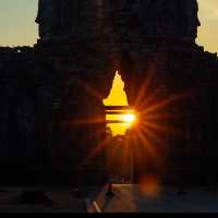 Cambodia: Where Time Stands Still Between Temple Ruins and Turquoise Waters