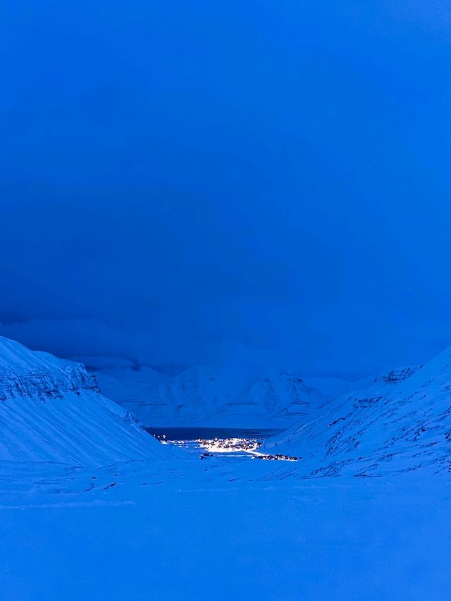 ❄️ Into the Ice: Exploring Svalbard’s Ice Caves ❄️