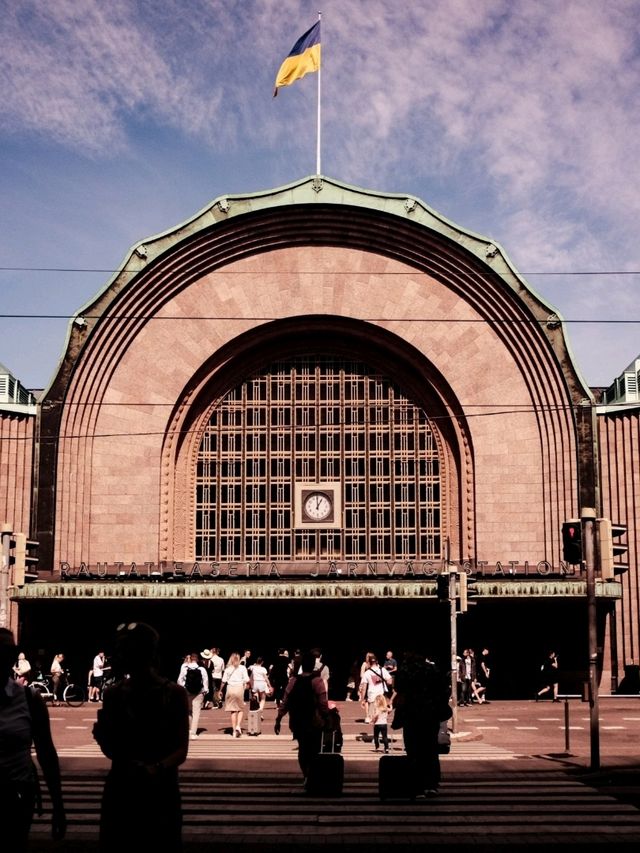 ✨Helsinki Highlights: Majestic Churches & Art Deco Rails 🚆⛪