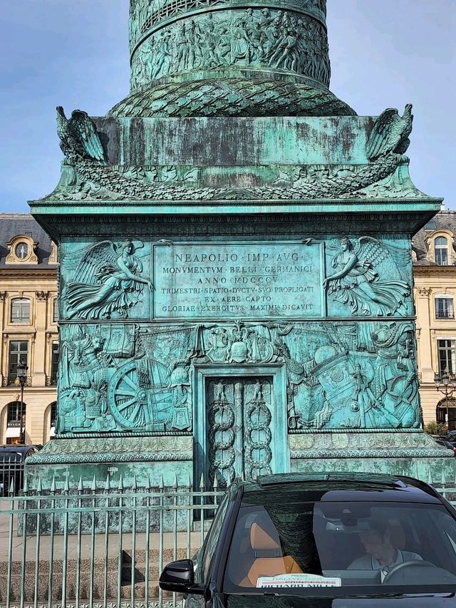 Exploring Paris’ 8th Arrondissement: Must-Dos & Halloween Fun 🎃