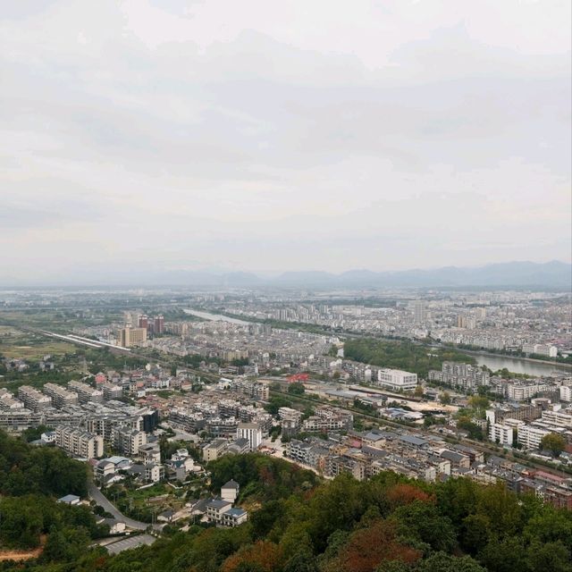A View Worth the Climb: Yushan from Above 🌄🏯✨ A View Worth the Climb: Yushan from Above 🌄🏯✨