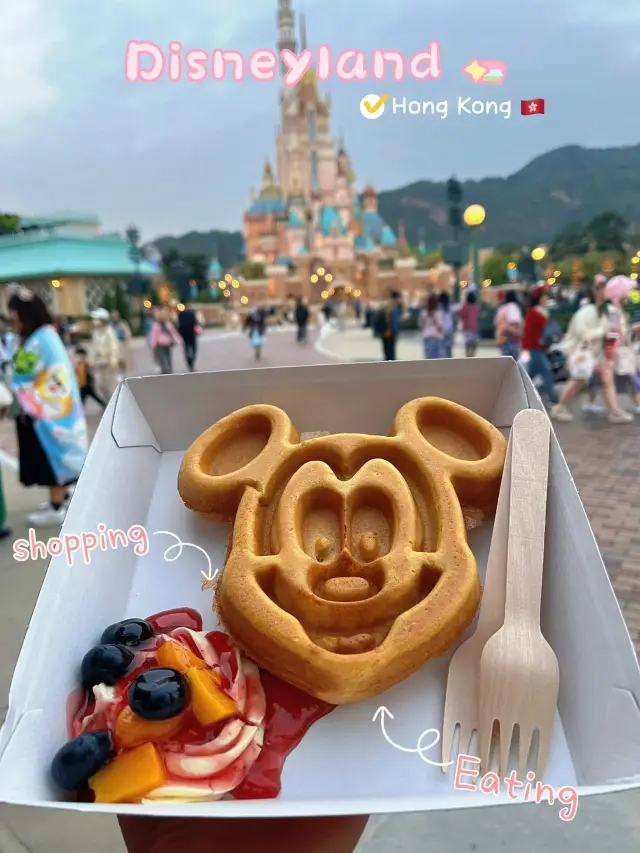 Eat + Shop at Hong Kong Disneyland