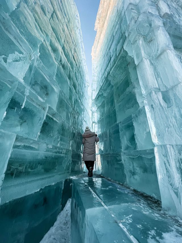 UNREAL ice and snow experience in Harbin😍