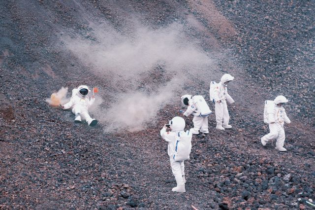 去烏蘭哈達火山做一次可愛的宇航員吧！