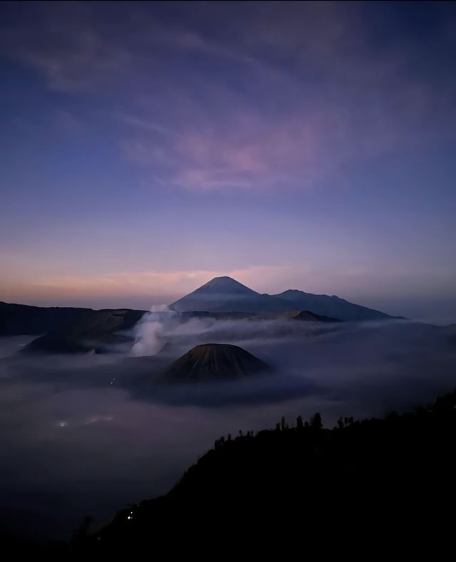 日落bromo火山