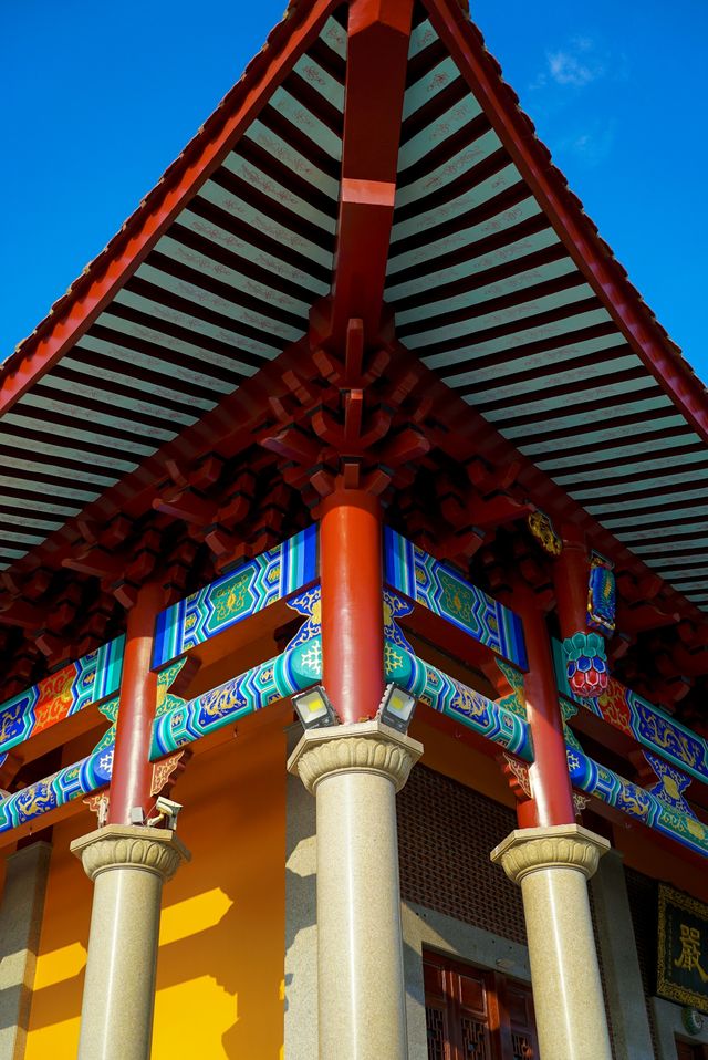 泉州面朝大海的“海上寺庙”洛伽寺