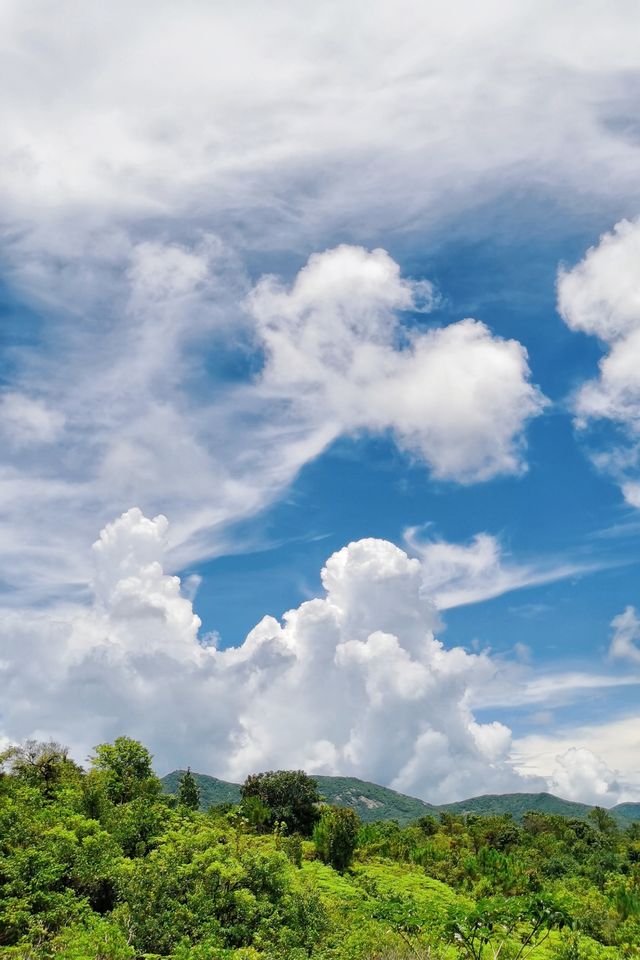 馬峦山上空令人著迷的雲