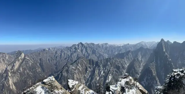 【A Day Trip to Mount Hua】Conquered the little Mount Hua (March 2023)