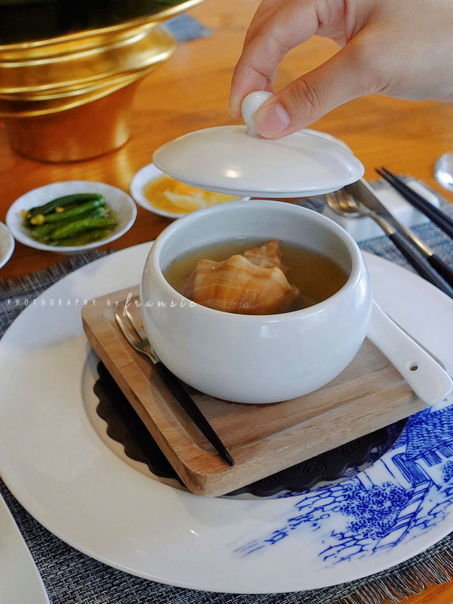 Guangzhou! An old, single-family, white building hidden in a creative park 🥢Private kitchen