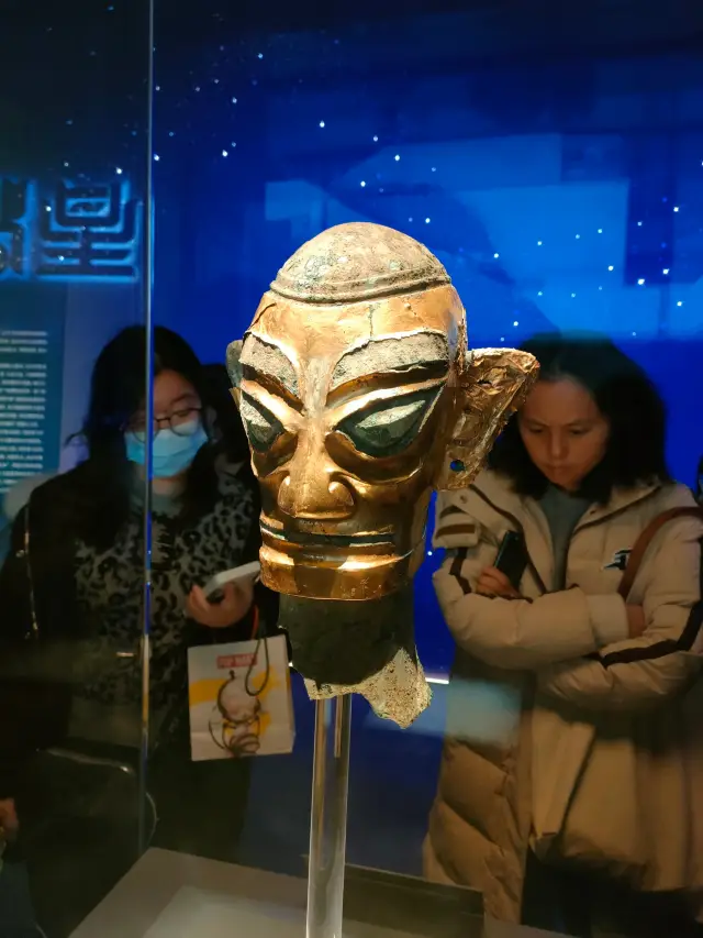 在上海博物館東館遇見三星堆