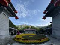 老子文化苑位於老君山景區內，是一個傳承和弘揚老子思想的聖地，採用漢代建築風格，主題思想是「大道行天下，和諧興中華」