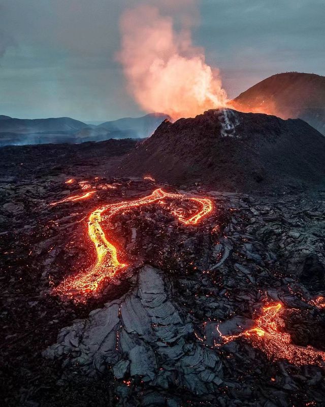 雷克雅內斯火山探險之旅