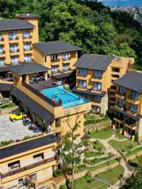🌄🛌 Pokhara's Hidden Gem: Bar Peepal Resort 🏞️