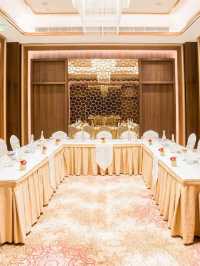 🌟 Lucknow's Luxe Life at Taj Mahal 🏨✨