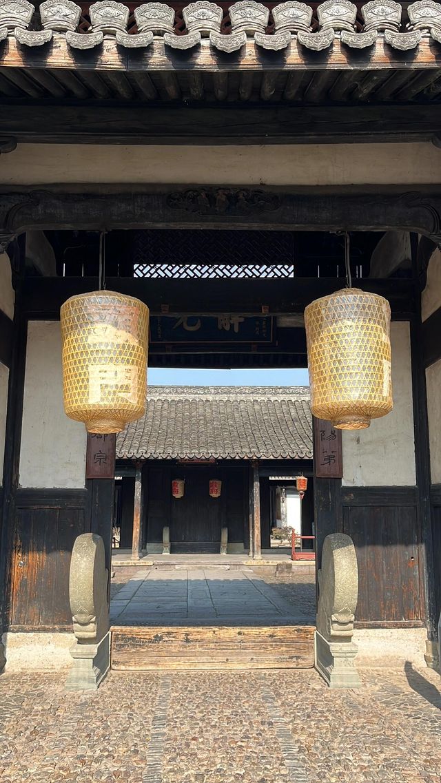 金華盧宅| 北有故宮 南有盧宅。