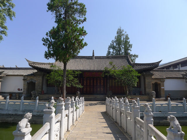石屏·石屏文廟——精緻的明代建築。