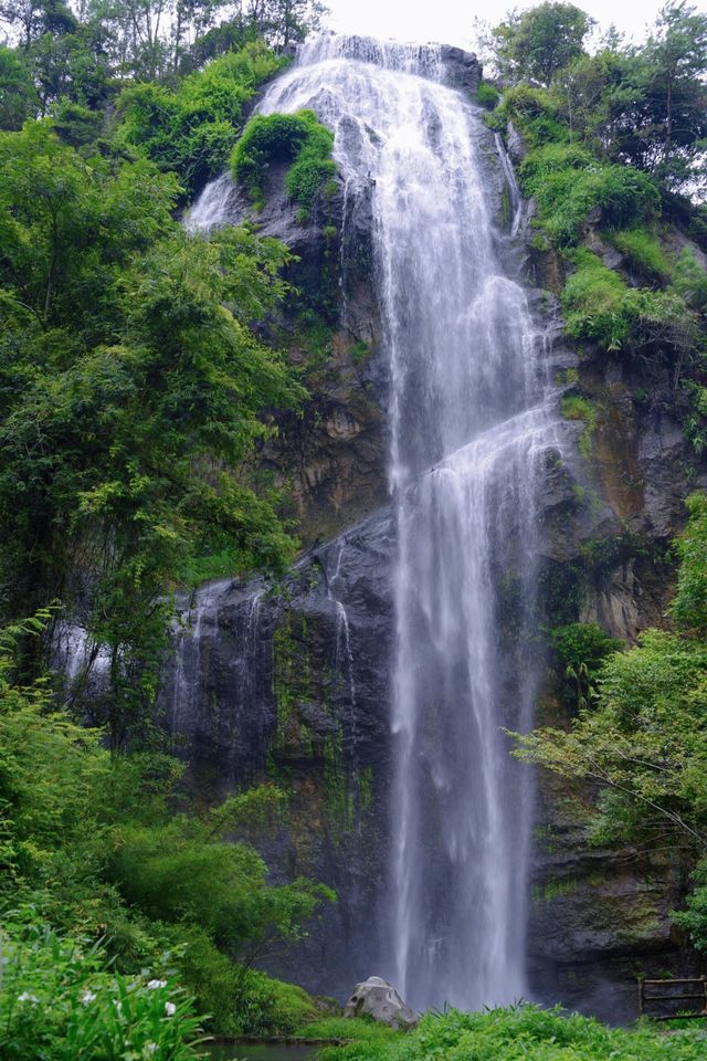 廣東梅州——上舉相思谷休閒散心好地方。