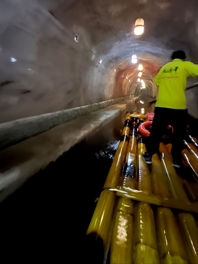 福建泰寧九龍潭 | 丹霞山水微縮明珠。