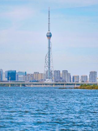《臨沂水城攻略：揭秘沂河南湖心島的美景》。