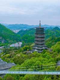 中國古代文化根深蒂固，和光同塵……。