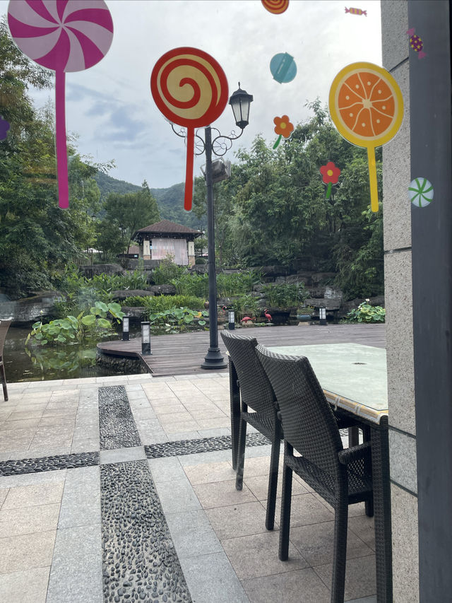 余姚陽明溫泉山莊—冬日泡湯，夏日採摘