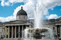 Exploring Trafalgar Square on a Leisurely Afternoon