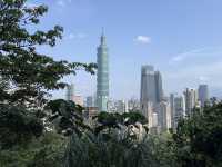 The Best View Of Taipei, Elephant Mountain! Free and convenient ( it’s a must do)