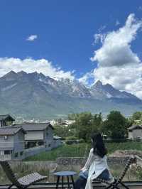 喺麗江瞓喺床就可以睇到玉龍雪山日照金山！！